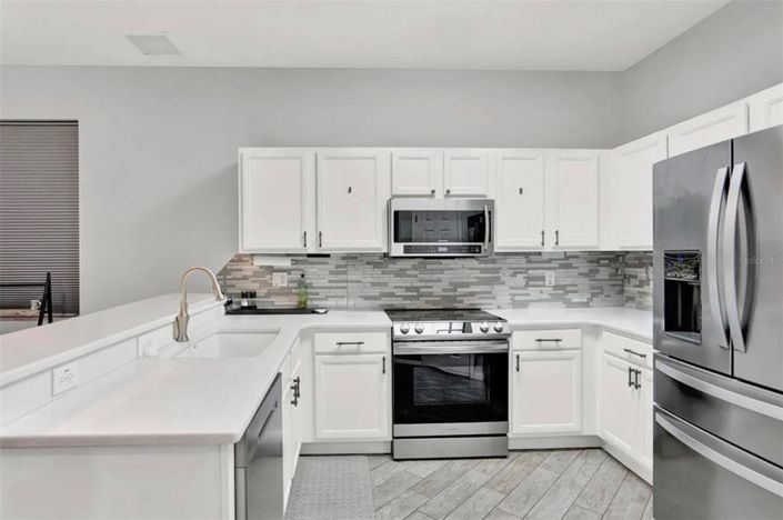 Image No.12-5 Bed House for sale