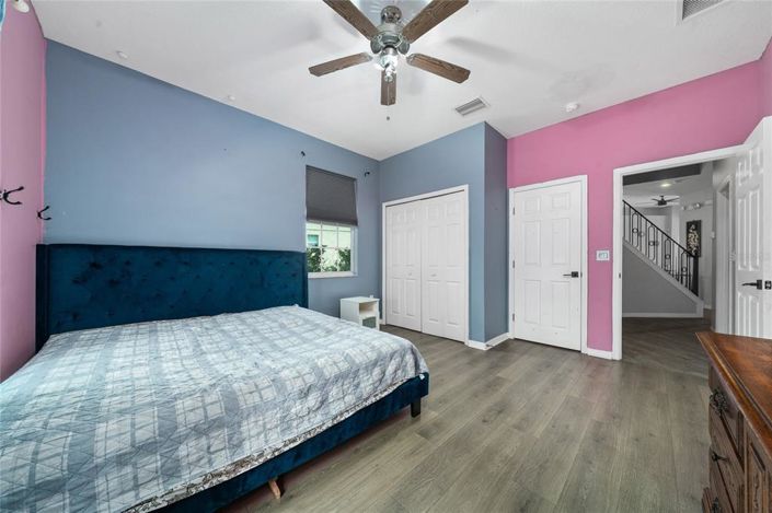 Image No.18-5 Bed House for sale