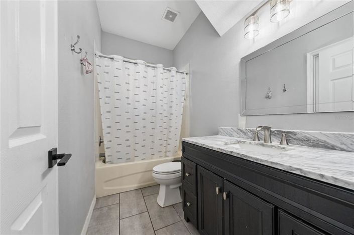 Image No.20-5 Bed House for sale