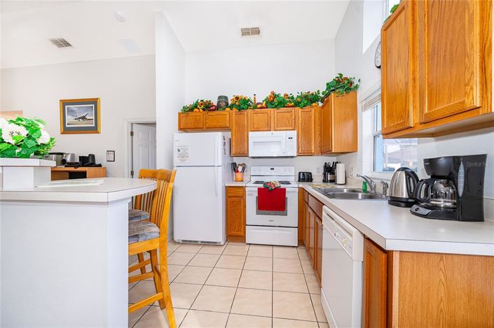 Image No.11-3 Bed House for sale