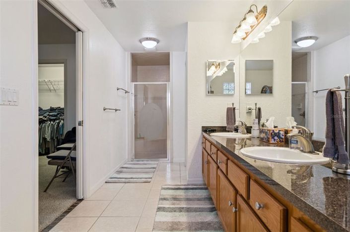 Image No.25-3 Bed House for sale