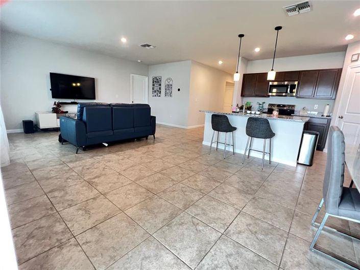 Image No.27-4 Bed House for sale