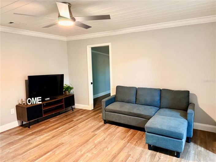 Image No.12-4 Bed House for sale