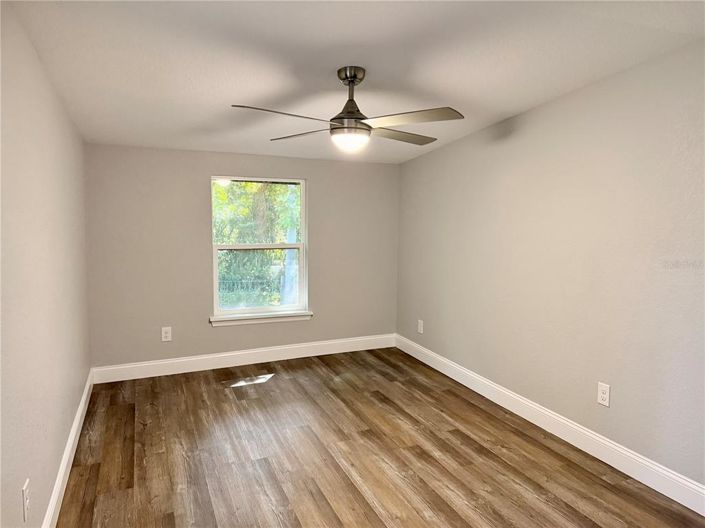 Image No.16-4 Bed House for sale