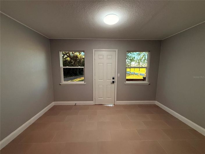 Image No.28-4 Bed House for sale