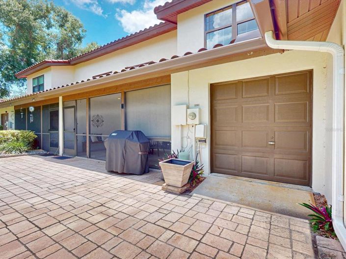 Image No.18-3 Bed Townhouse for sale