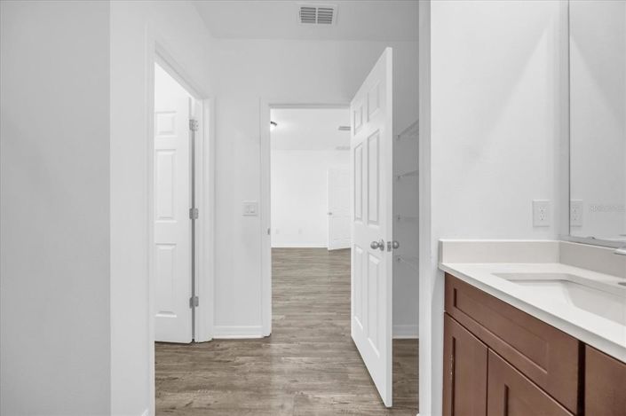 Image No.16-3 Bed House for sale