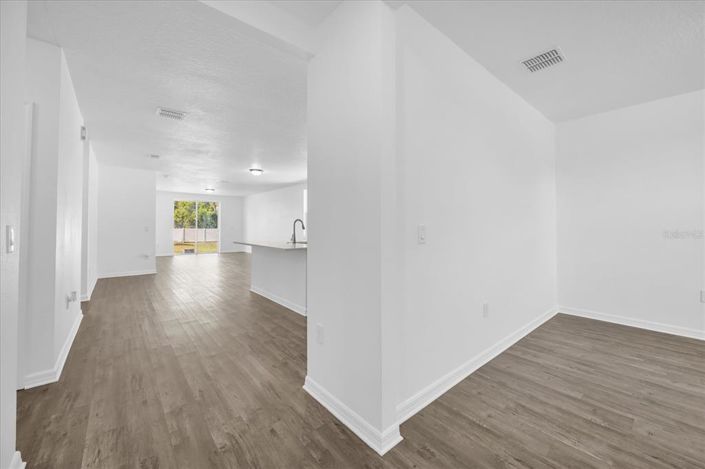 Image No.2-3 Bed House for sale