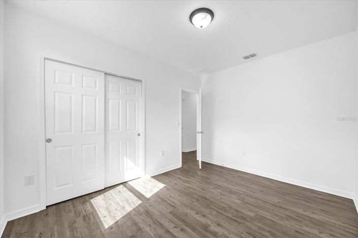 Image No.21-3 Bed House for sale