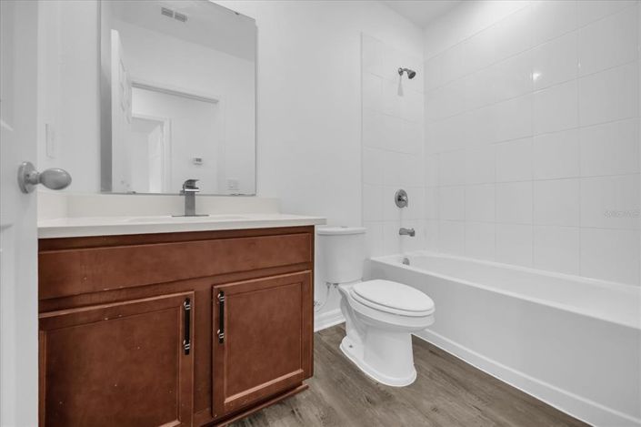 Image No.22-3 Bed House for sale