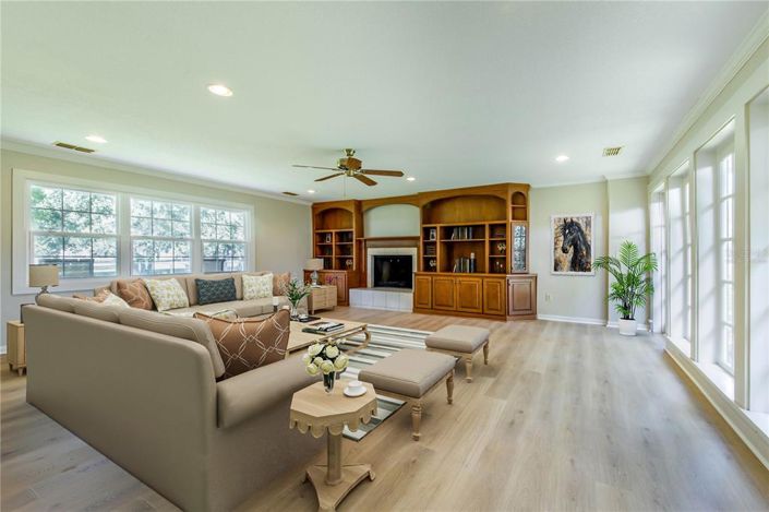 Image No.12-3 Bed House for sale