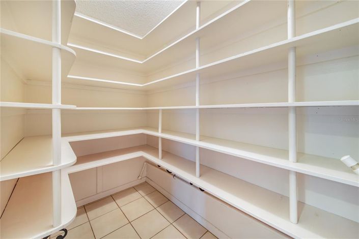 Image No.35-3 Bed House for sale