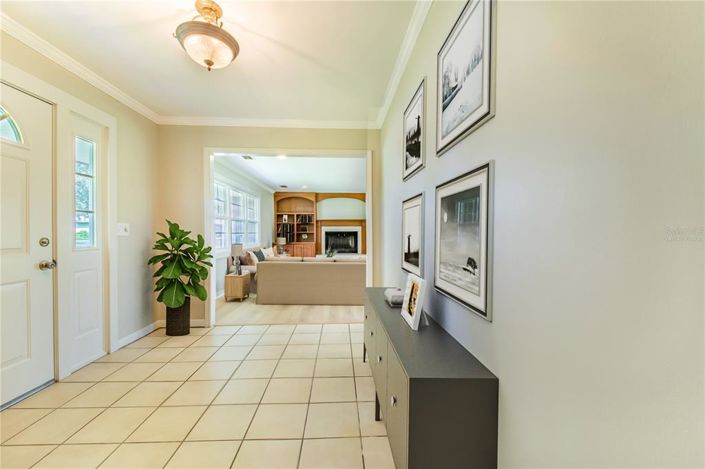 Image No.8-3 Bed House for sale