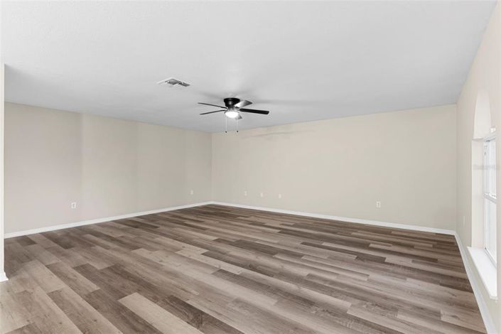 Image No.10-Maison de 4 chambres à vendre à Saint John