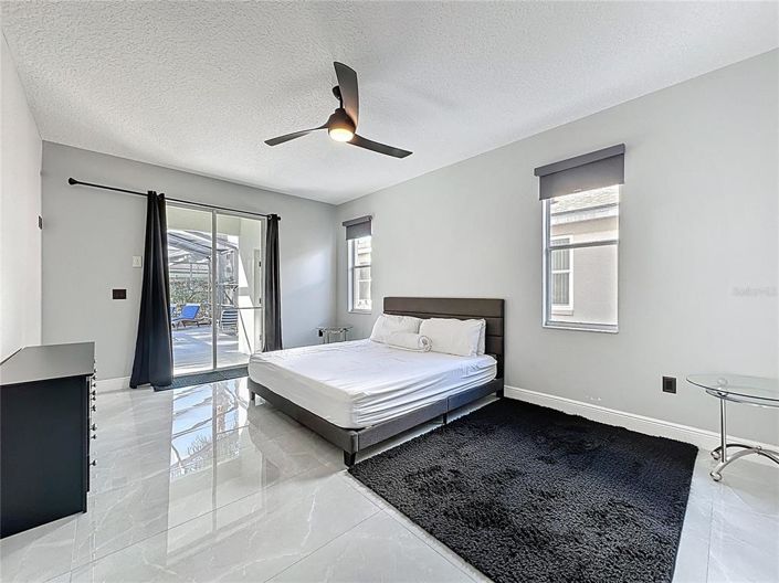 Image No.31-6 Bed House for sale
