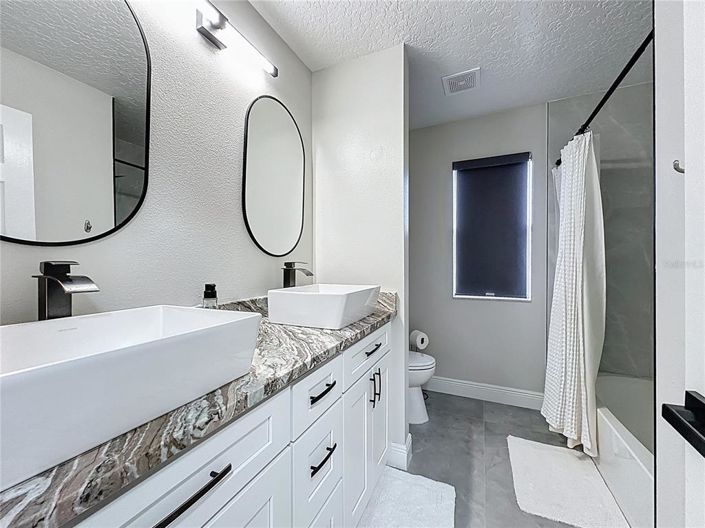 Image No.52-6 Bed House for sale