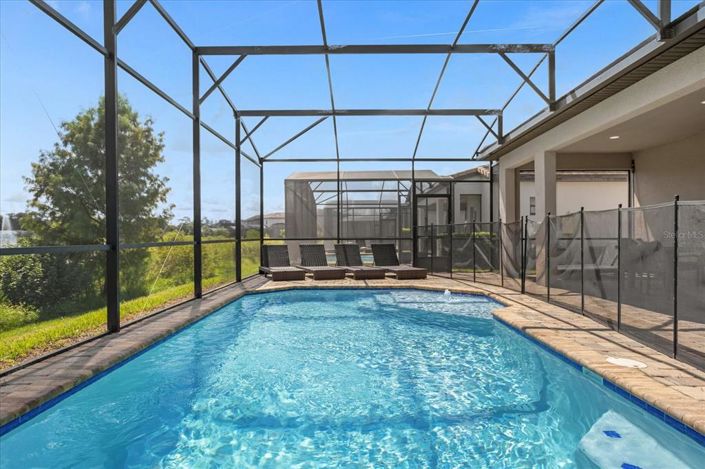 Image No.27-4 Bed House for sale