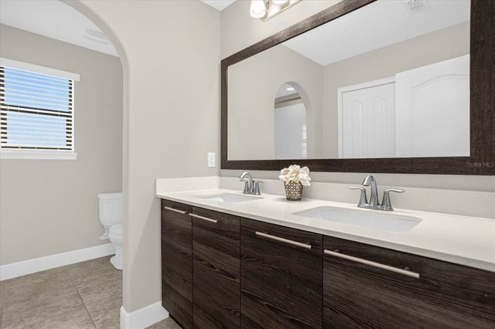 Image No.4-4 Bed House for sale