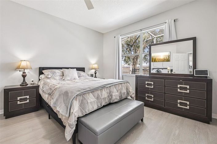 Image No.11-4 Bed House for sale