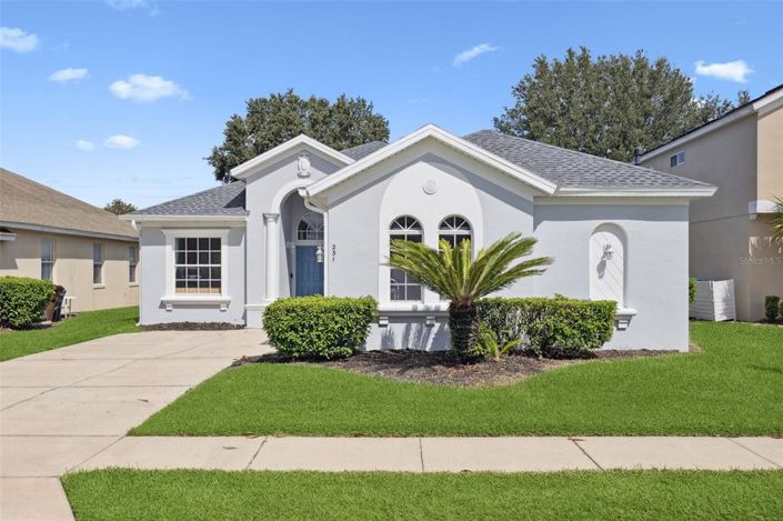 Image No.2-4 Bed House for sale