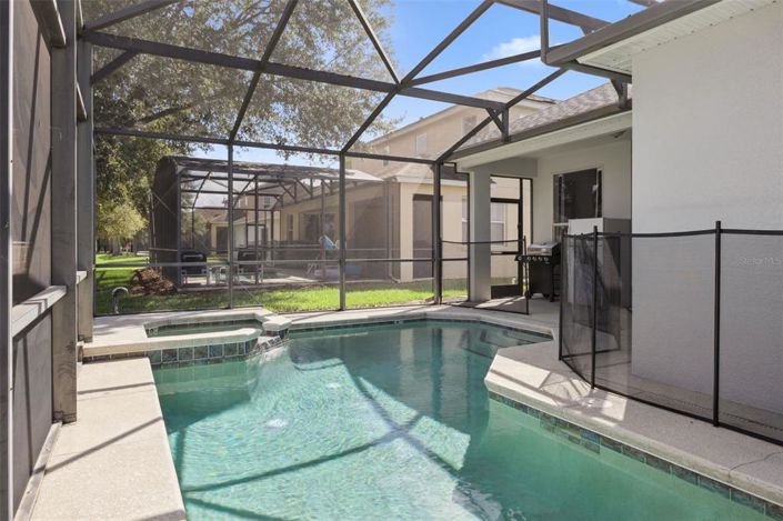 Image No.21-4 Bed House for sale