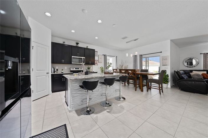 Image No.15-4 Bed House for sale