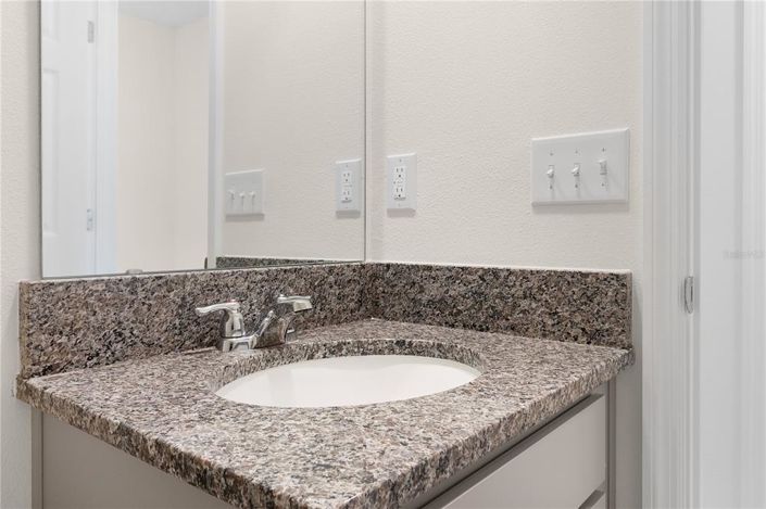 Image No.20-4 Bed House for sale