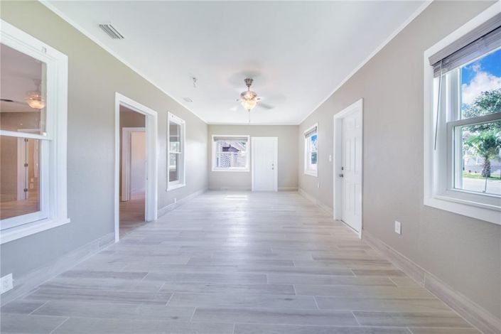 Image No.10-4 Bed House for sale