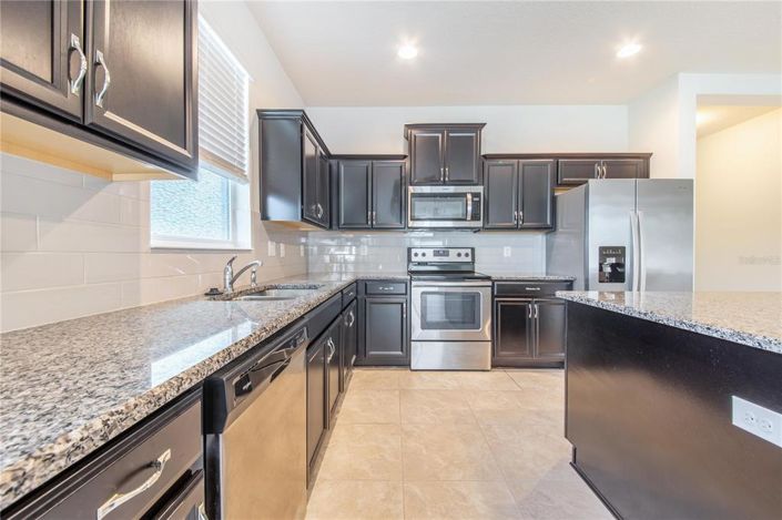 Image No.11-4 Bed House for sale