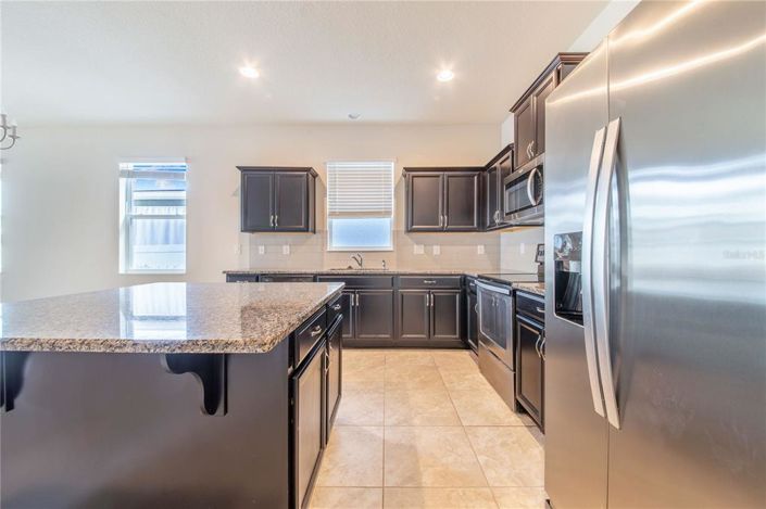 Image No.9-4 Bed House for sale