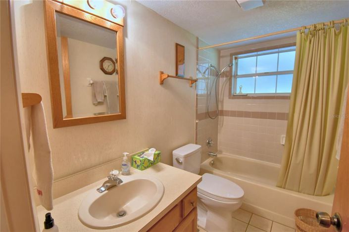 Image No.21-2 Bed House for sale