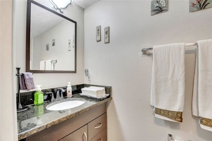 Image No.22-4 Bed House for sale