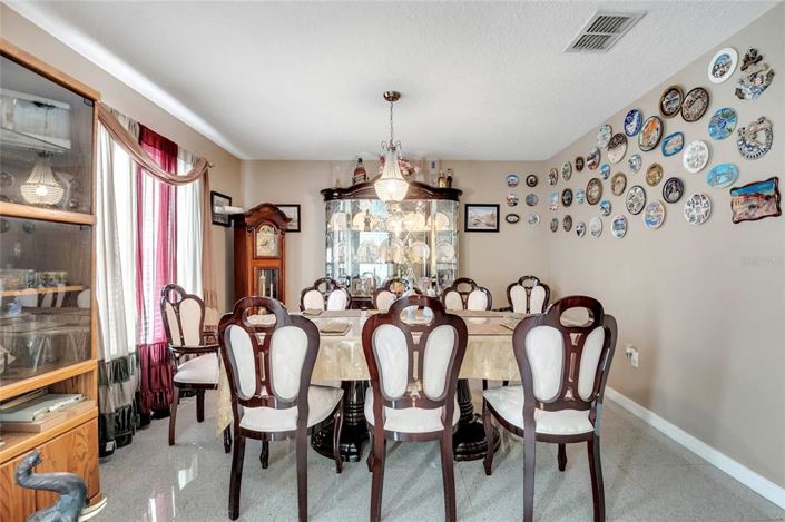 Image No.5-4 Bed House for sale