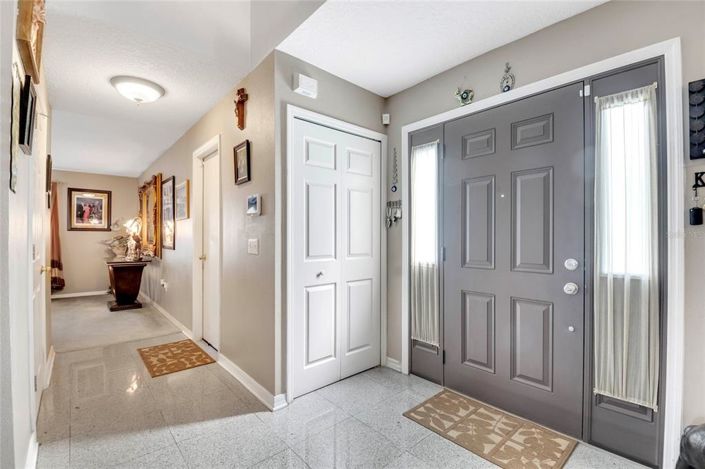 Image No.9-4 Bed House for sale