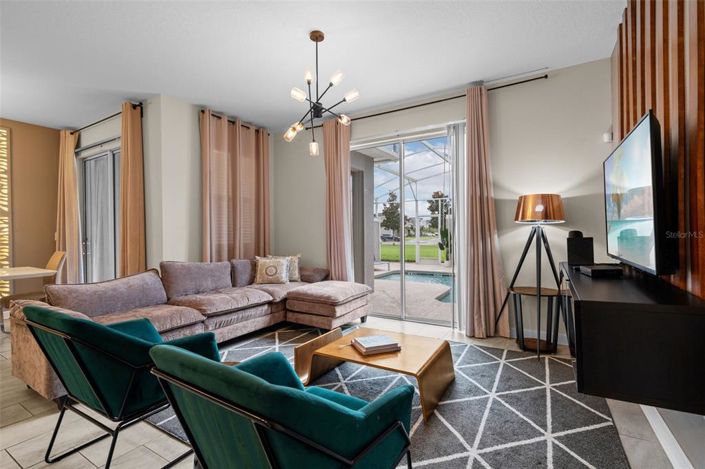 Image No.7-4 Bed Townhouse for sale