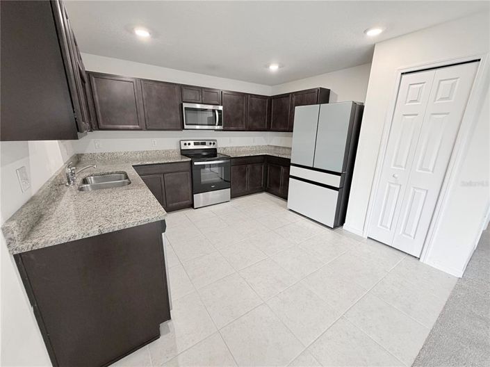 Image No.13-4 Bed House for sale