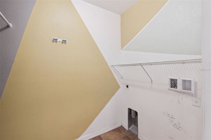 Image No.27-3 Bed House for sale