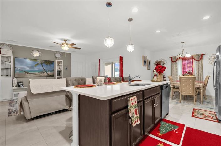 Image No.16-4 Bed House for sale