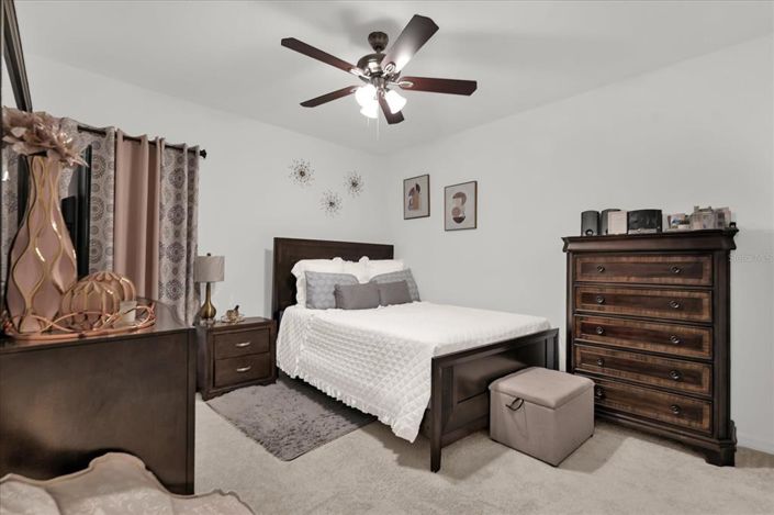 Image No.8-4 Bed House for sale