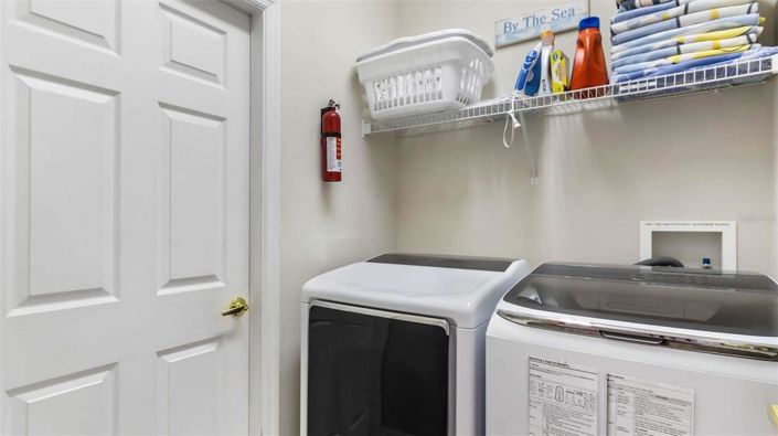 Image No.17-5 Bed House for sale