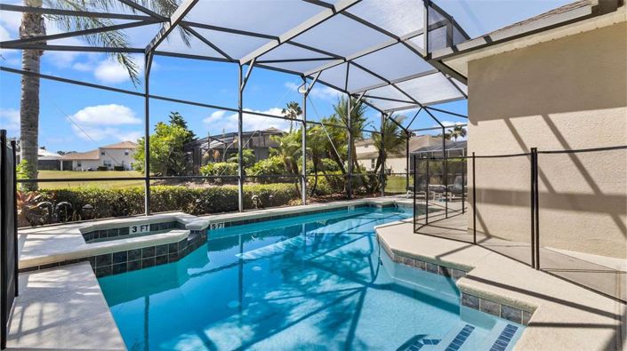 Image No.24-5 Bed House for sale