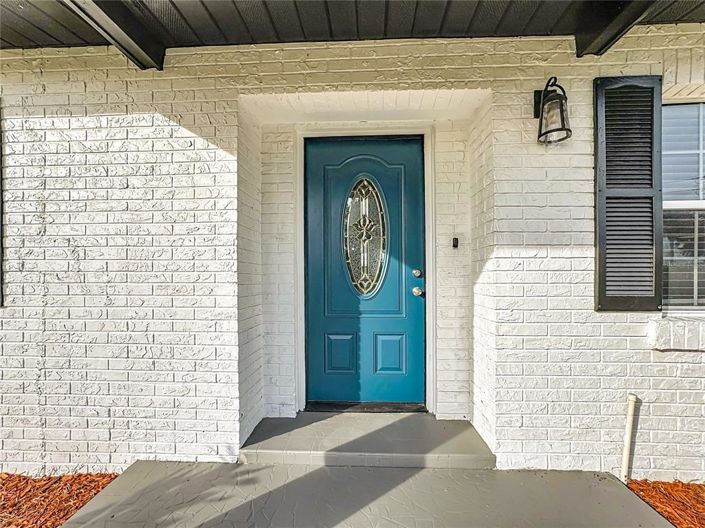 Image No.10-5 Bed House for sale