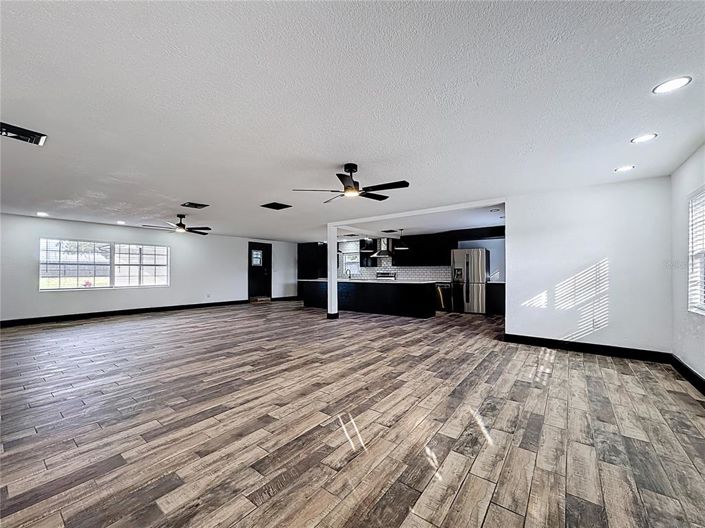 Image No.22-5 Bed House for sale