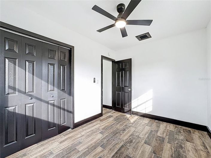 Image No.24-5 Bed House for sale