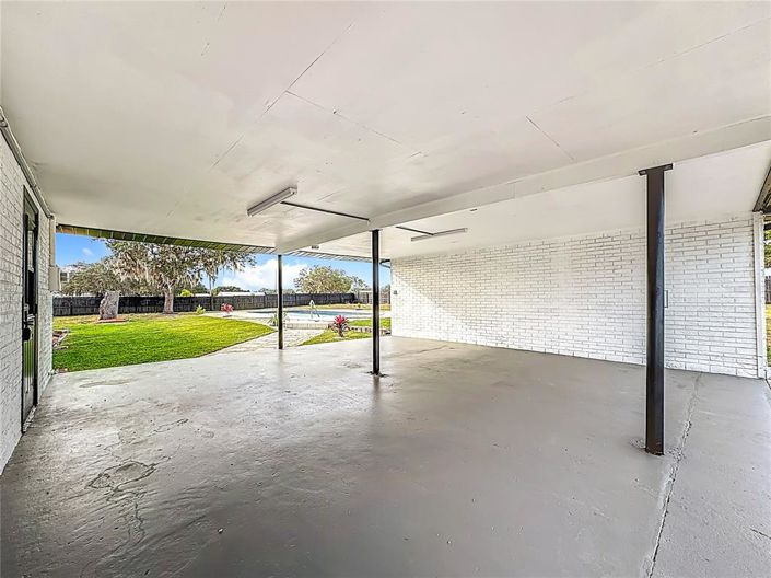 Image No.40-5 Bed House for sale