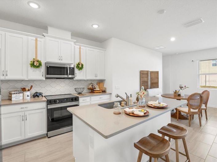 Image No.15-3 Bed House for sale