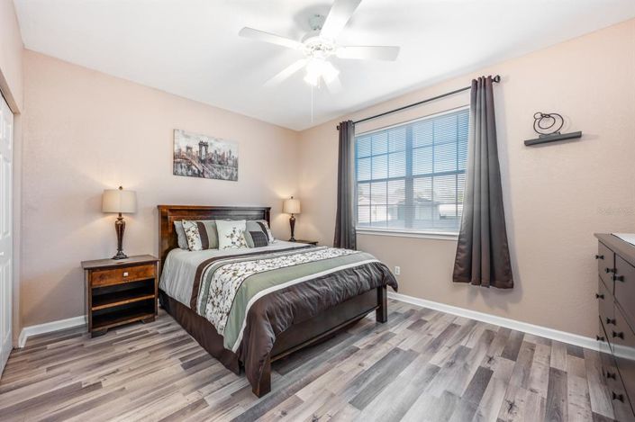 Image No.20-3 Bed Apartment for sale