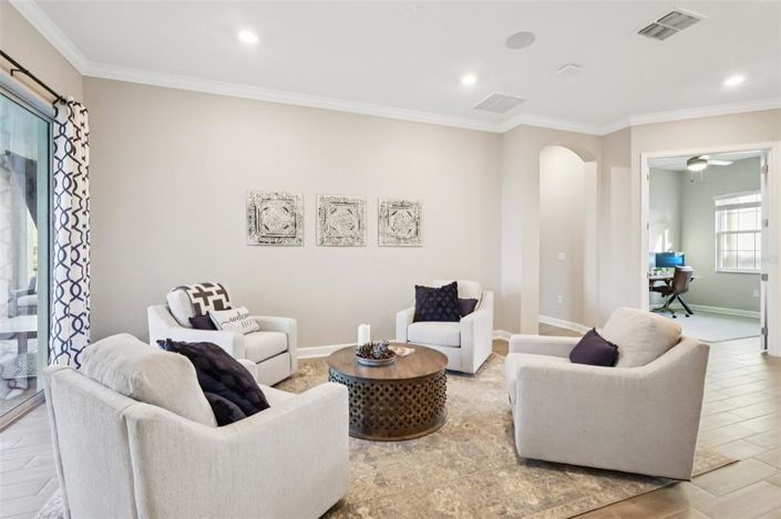 Image No.11-4 Bed House for sale