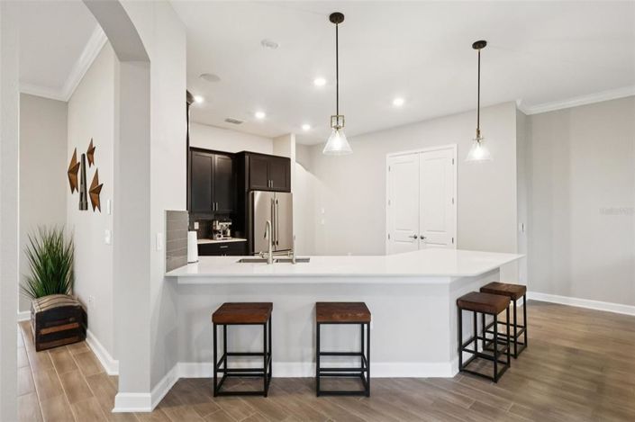 Image No.15-4 Bed House for sale