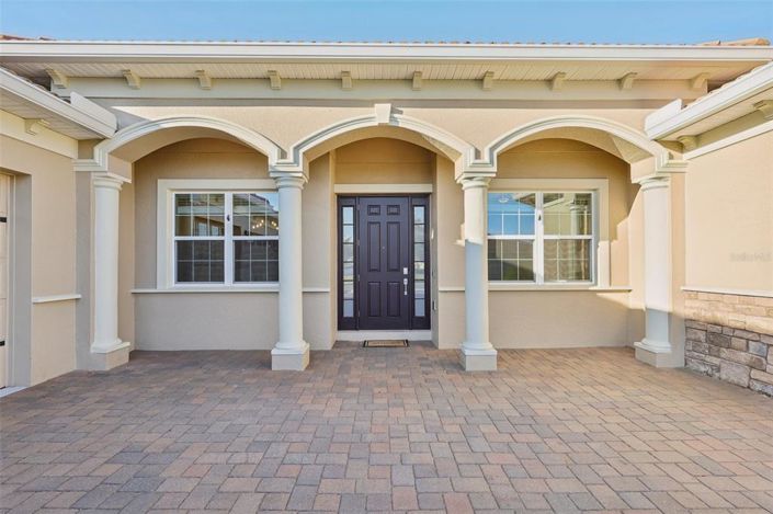 Image No.8-4 Bed House for sale